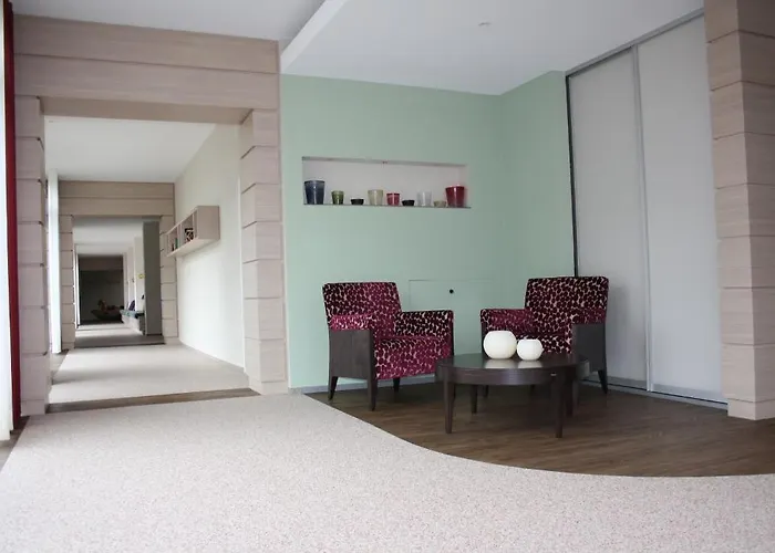 随勒斯特酒店 酒店